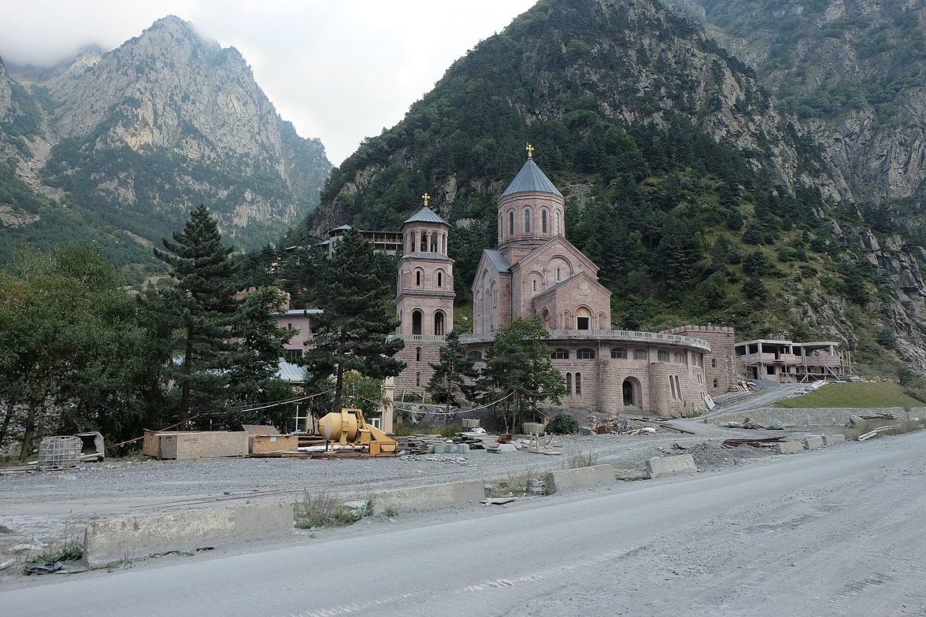 Dariali Monastery