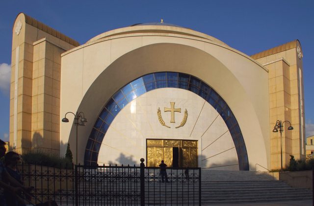 Resurrection Cathedral, Tirana