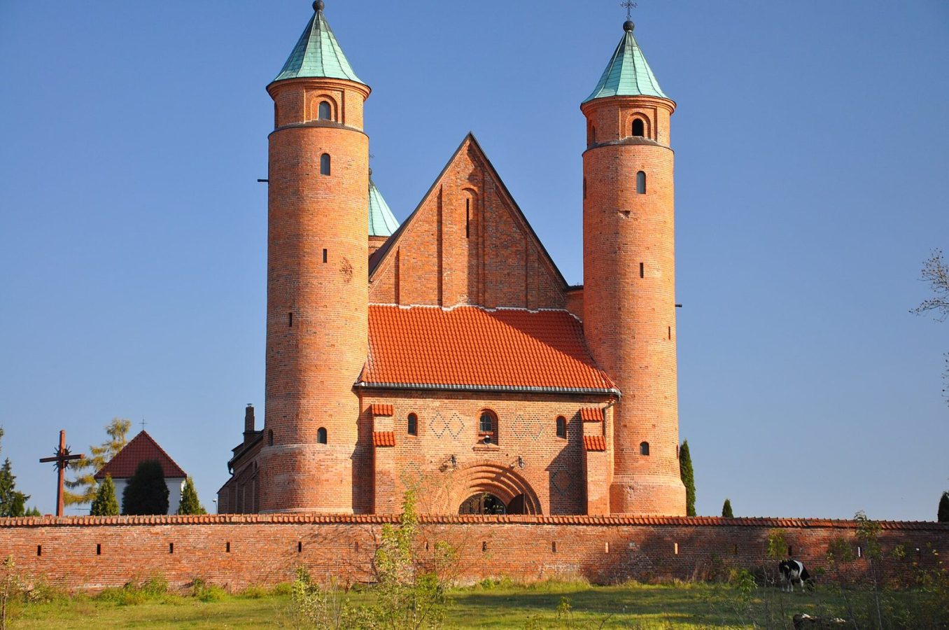 Church of St Roch and St John the Baptist, Brochow
